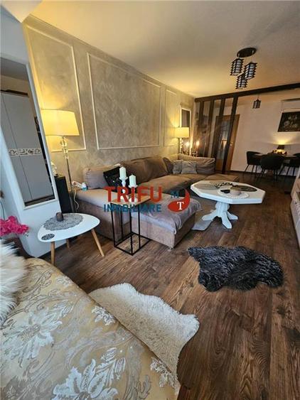 Apartament cu 3 camere decomandat, mobilat în Cetate
