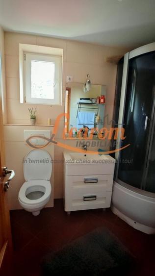 Apartament cu 2 camere decomandat, mobilat în Blumăna