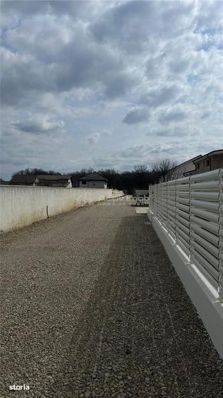 Casă cu 4 camere cu Teren 500 Mp în Central
