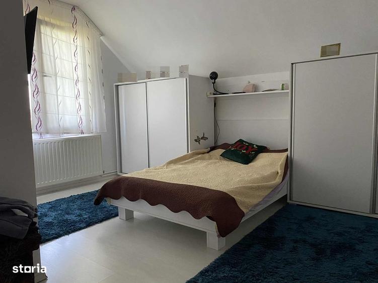 Casă cu 4 camere în Cipău