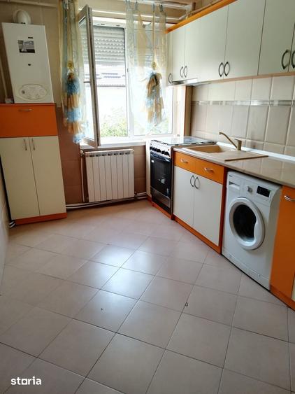Apartament cu 2 camere decomandat în Dărmănești