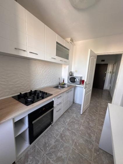 Apartament cu 2 camere decomandat în Circumvalațiunii