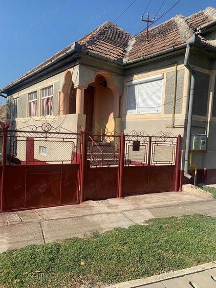 Casă cu 4 camere în Cetatea de Baltă