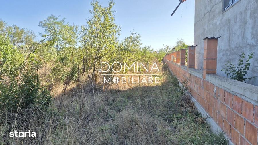Casă cu 3 camere cu Teren 2455 Mp în Primăverii