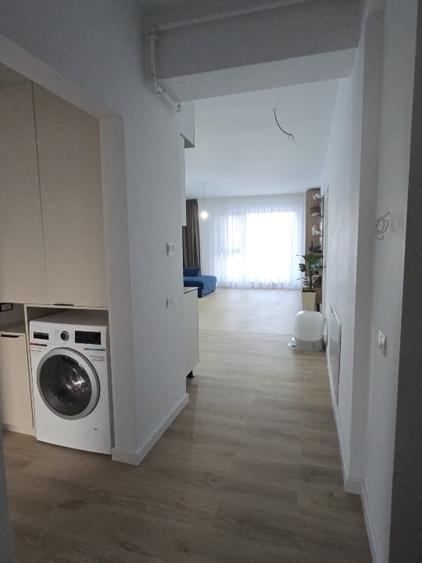 Apartament cu 3 camere decomandat în Aviației