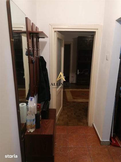 Apartament cu 3 camere în Sud