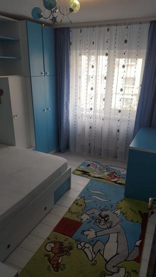 Apartament cu 3 camere decomandat în Exercițiu
