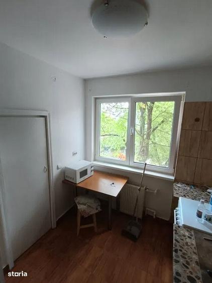 Apartament cu 3 camere în Constructorilor