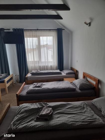 Spațiu comercial, de 350 mp, în Cristian