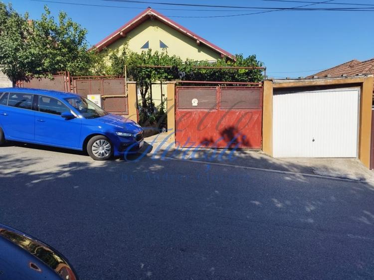 Casă individuală cu 3 camere cu Canalizare în Dâmbul Rotund