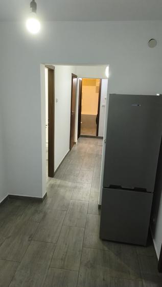 Apartament cu 3 camere decomandat în Pantelimon