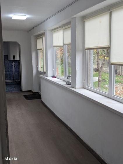 Casă cu 3 camere decomandat cu Teren 2000 Mp în Fărcașele