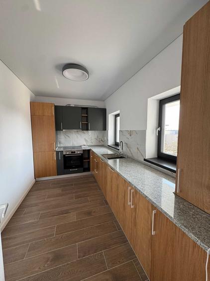 Casa duplex/insiruita - 3
