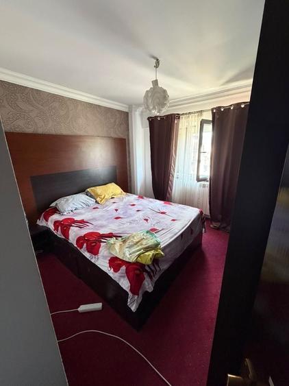 Apartament cu 3 camere decomandat în Traian