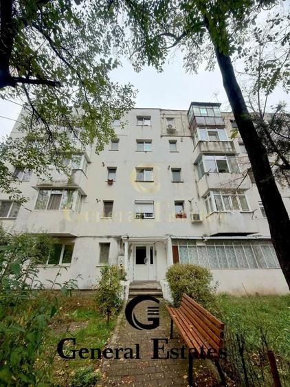 Apartament cu 2 camere semidecomandat în Mircea cel Bătrân