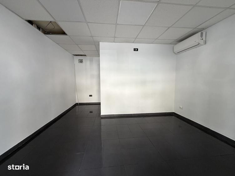 Spațiu comercial, de 18 mp, în Central