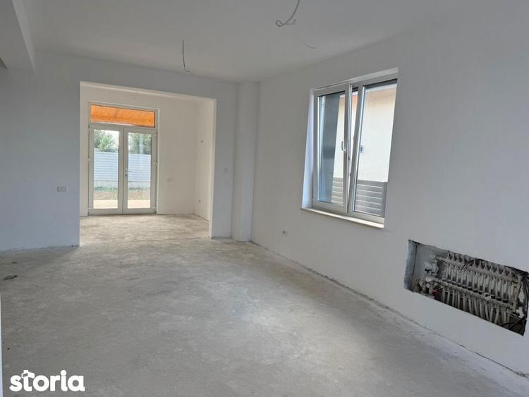 Casă cu 4 camere cu Teren 440 Mp în Frumușani