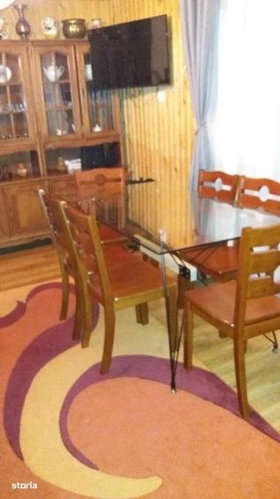 Casă cu 4 camere în Vama
