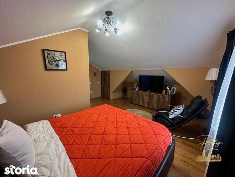 Casă cu 4 camere cu Canalizare în Sântandrei