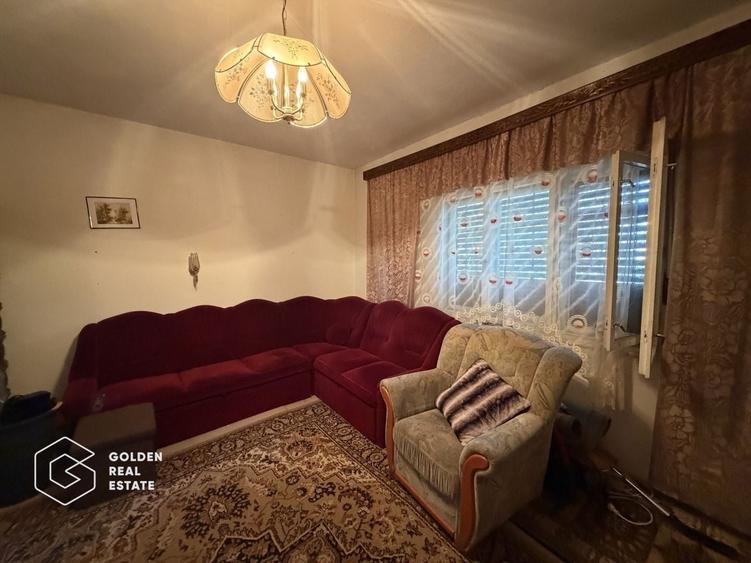 Casă individuală cu 6 camere cu Canalizare în Grădiște