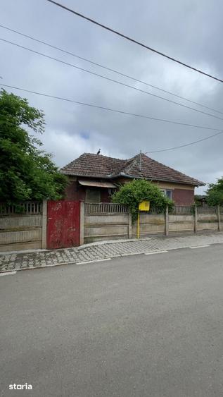 Casă cu 1 camere cu Teren 2070 Mp în Mihai Viteazu