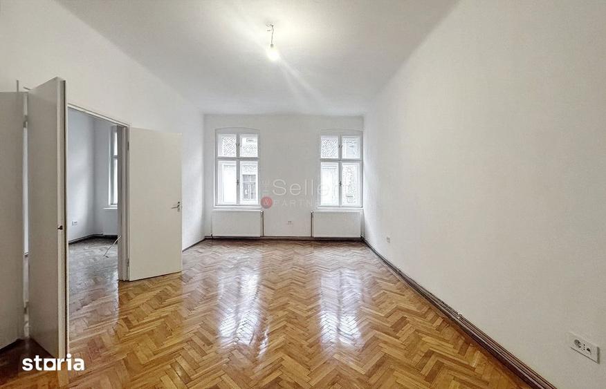 Apartament cu 3 camere, mobilat în Centrul Istoric