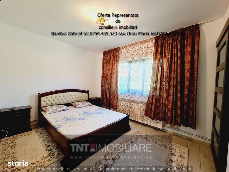 Casă cu 2 camere decomandat în Central