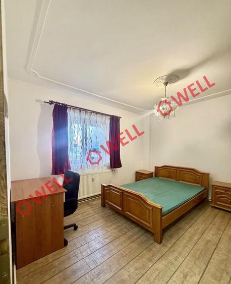 Apartament cu 4 camere în Tractorul