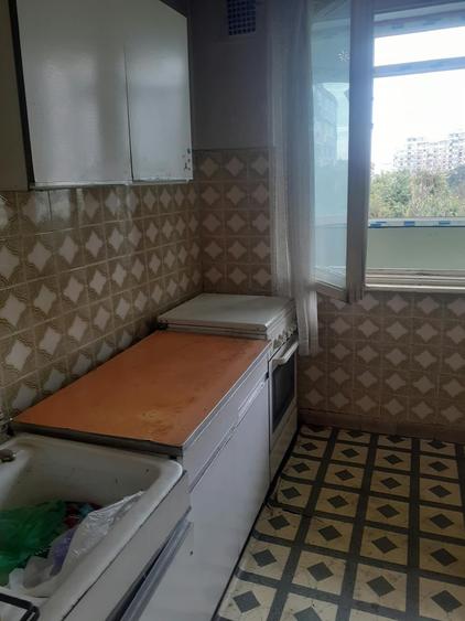 Apartament cu 2 camere semidecomandat în Iancului