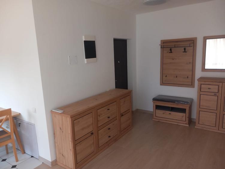 Apartament cu 2 camere semidecomandat în Zorilor