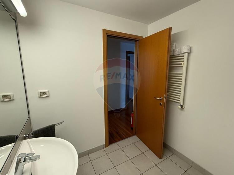 INCHIRIERE Apartament cu 3 camere in zona Primaverii - 13