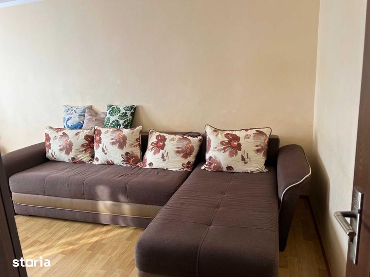 Apartament cu 2 camere decomandat în Nicolina