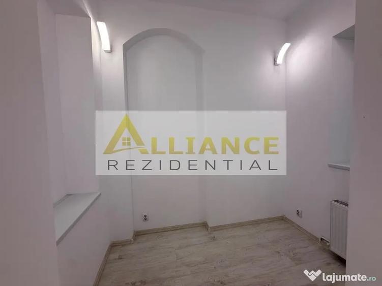 Apartament cu 2 camere semidecomandat în Centrul Istoric