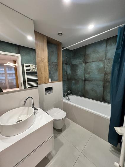 Apartament cu 3 camere semidecomandat în Gheorgheni
