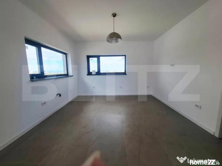 Casă cu 5 camere cu Teren 500 Mp în Tărlungeni