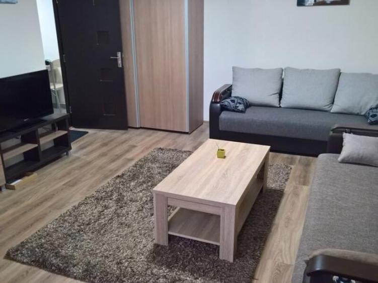 Garsonieră decomandată, mobilată în Drumul Taberei