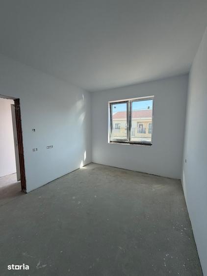 Casă cu 3 camere cu Teren 358 Mp în Moșnița Nouă