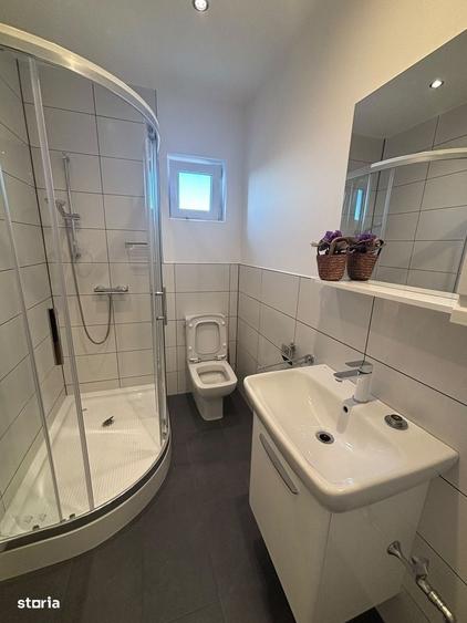 Apartament cu 4 camere în Zorilor