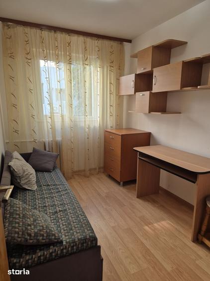 Apartament cu 3 camere nedecomandat în Vest