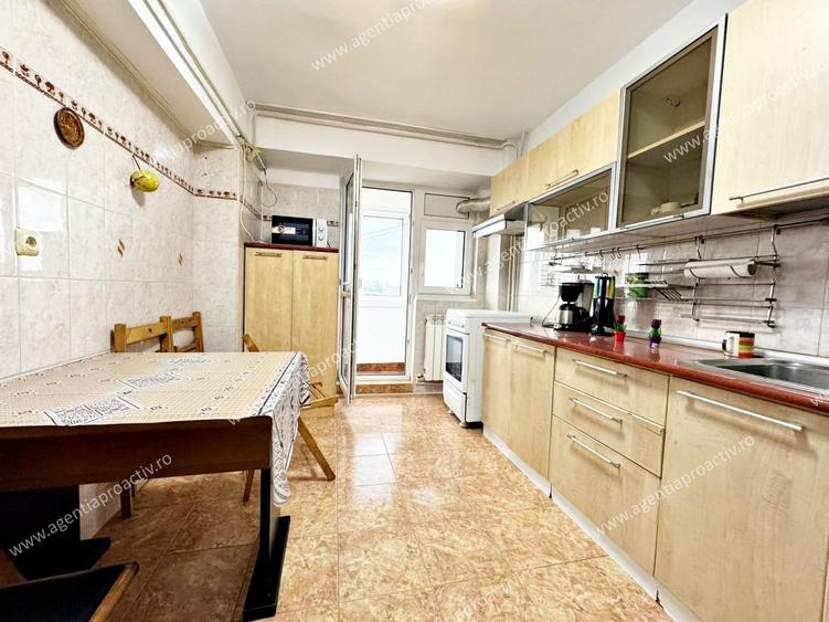 Apartament cu 2 camere decomandat în Mazepa 1