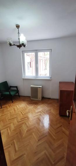 Apartament cu 3 camere decomandat în Exterior Sud