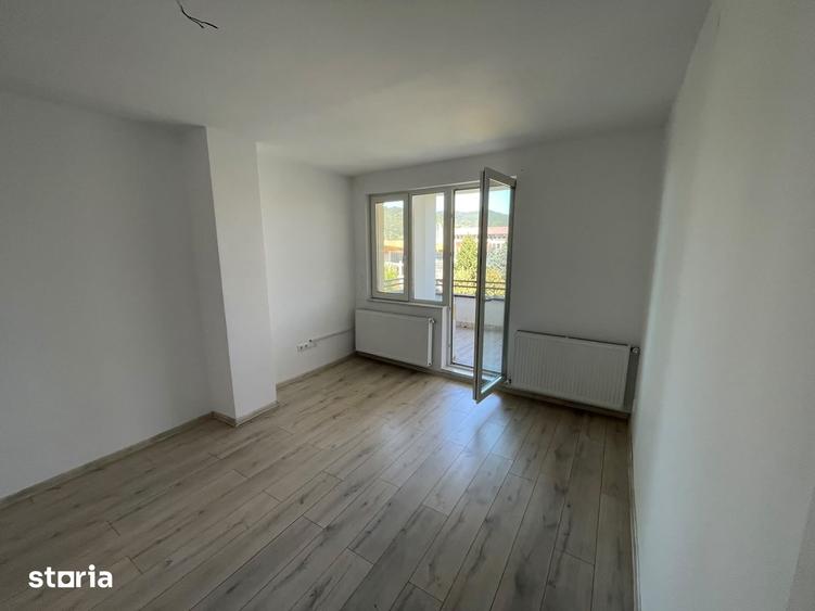 Apartament cu 3 camere decomandat în Orașul Vechi
