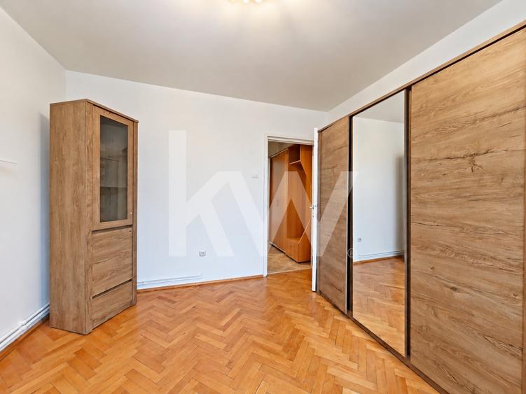 Apartament cu 3 camere circular, mobilat în Centrul Civic