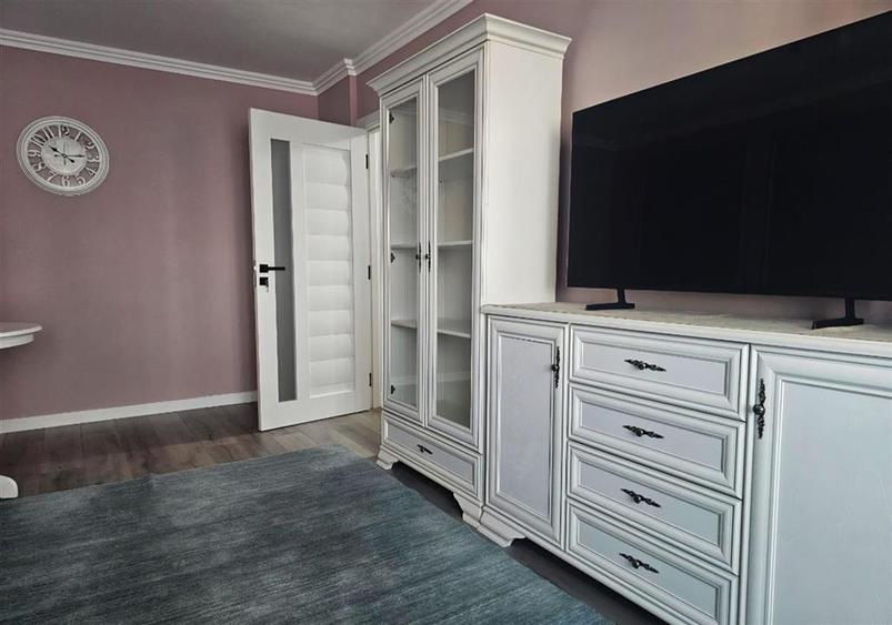 Apartament cu 3 camere decomandat în Păcurari