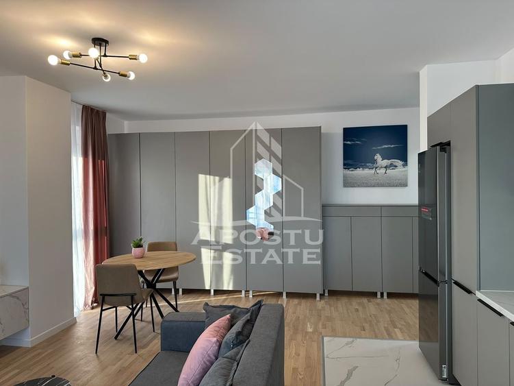 Apartament cu 2 camere semidecomandat, mobilat în Circumvalațiunii