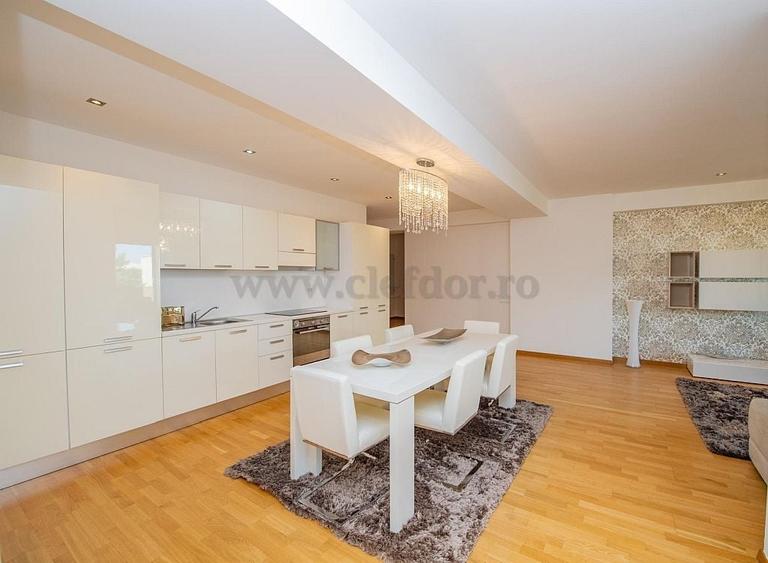 Apartament cu 3 camere in Complex cu Piscina - 13