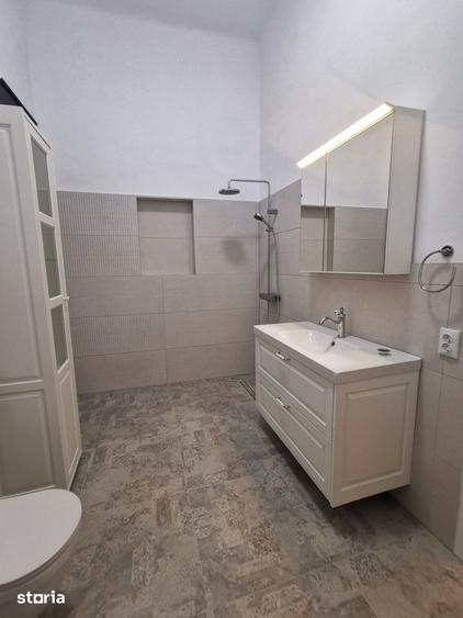 Spațiu comercial, de 80 mp, în Mărăști