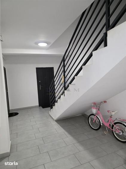 Apartament cu 3 camere în Ghiroda