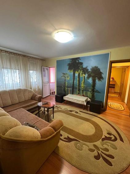 Apartament cu 2 camere decomandat în Păcii