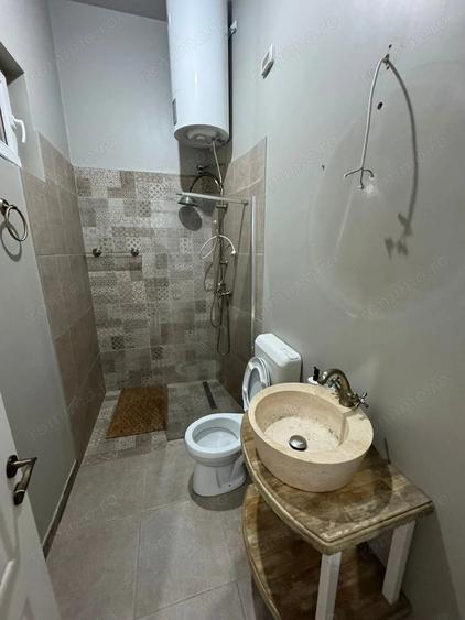 Spațiu comercial, de 55 mp, în P-ța Unirii